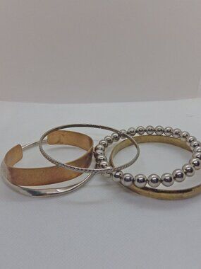Lot of 5 Bangle Bracelets 929G1